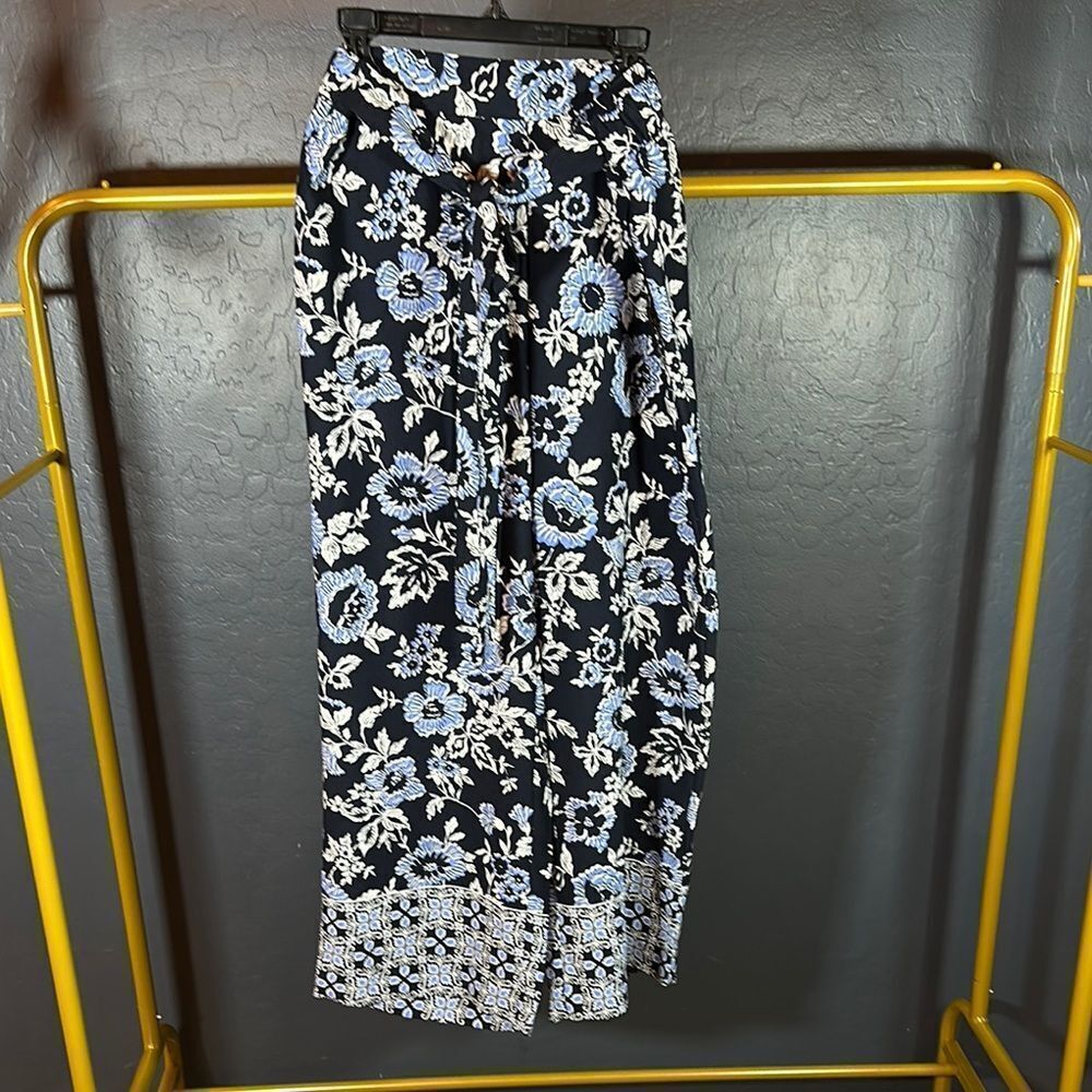 LOFT‎ Black wide leg  crop for Casual Resort Wear